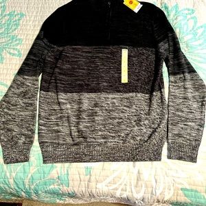 Black and grey brand new men’s sweater